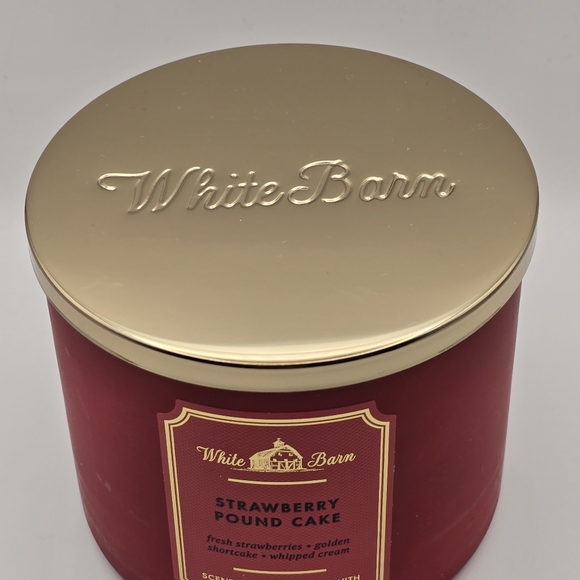 White Barn Bath & Body Works Strawberry Pound Cake 3 Wick Candle - Picture 4 of 4